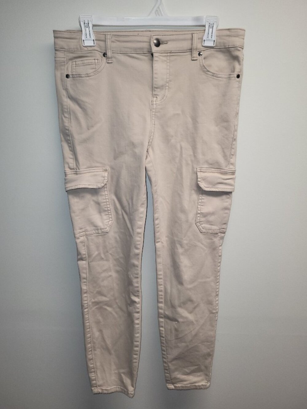 Buffalo Becky High Rise Cargo Skinny Pants Size 6 Beige
